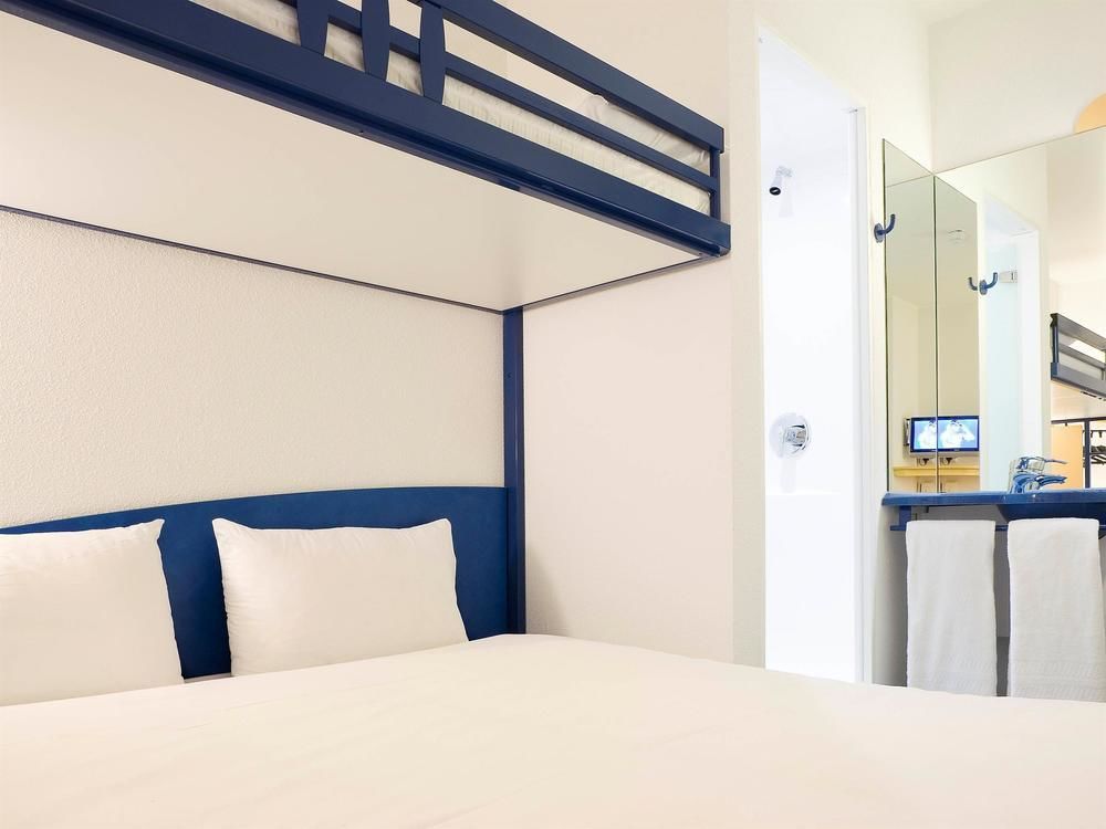 Ibis Budget Rennes Route De Saint Malo Montgermont Eksteriør billede
