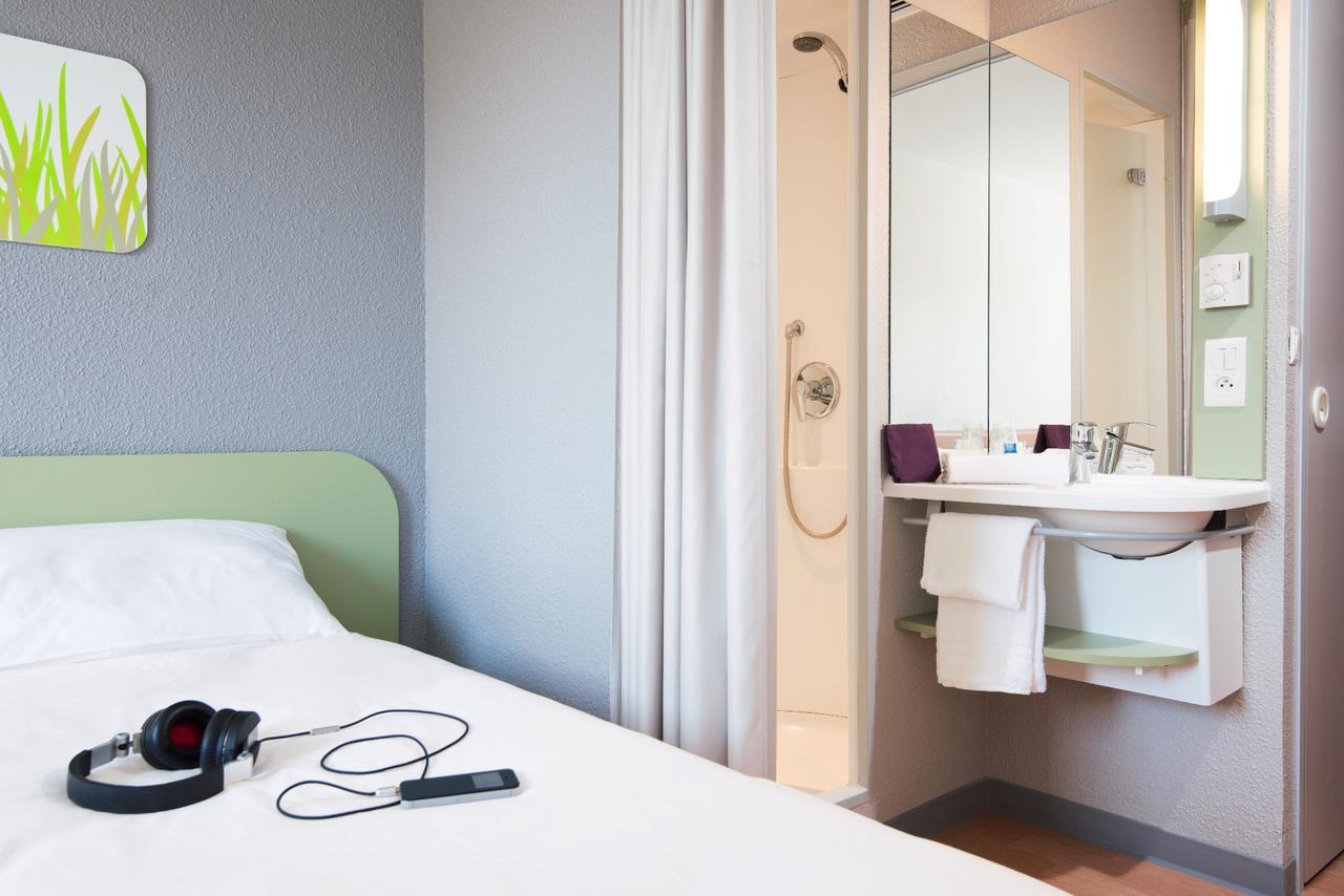 Ibis Budget Rennes Route De Saint Malo Montgermont Eksteriør billede