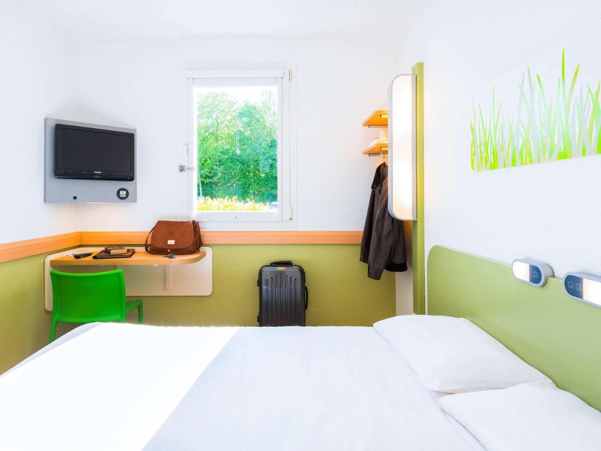Ibis Budget Rennes Route De Saint Malo Montgermont Eksteriør billede